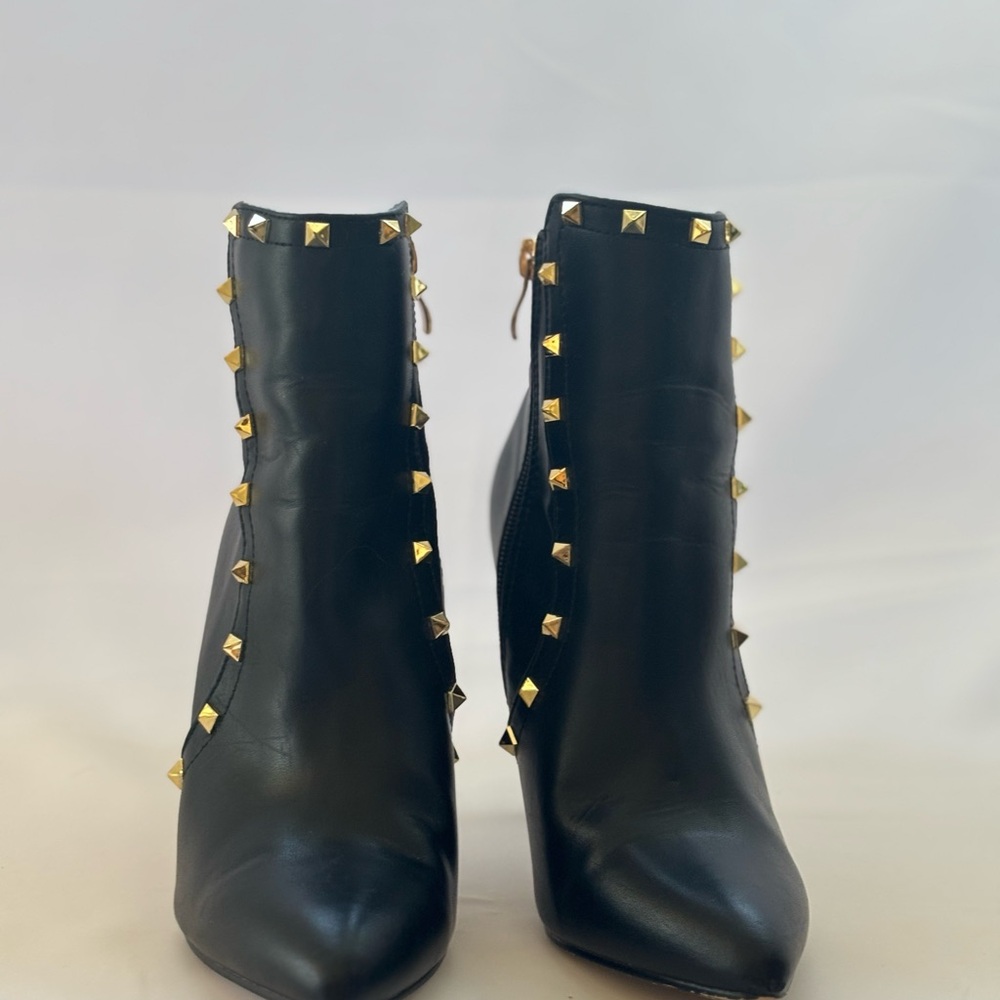 Catherine Malandrino Black Studded Ankle Boots Gold Studs Size 6.5 M - Picture 3 of 16